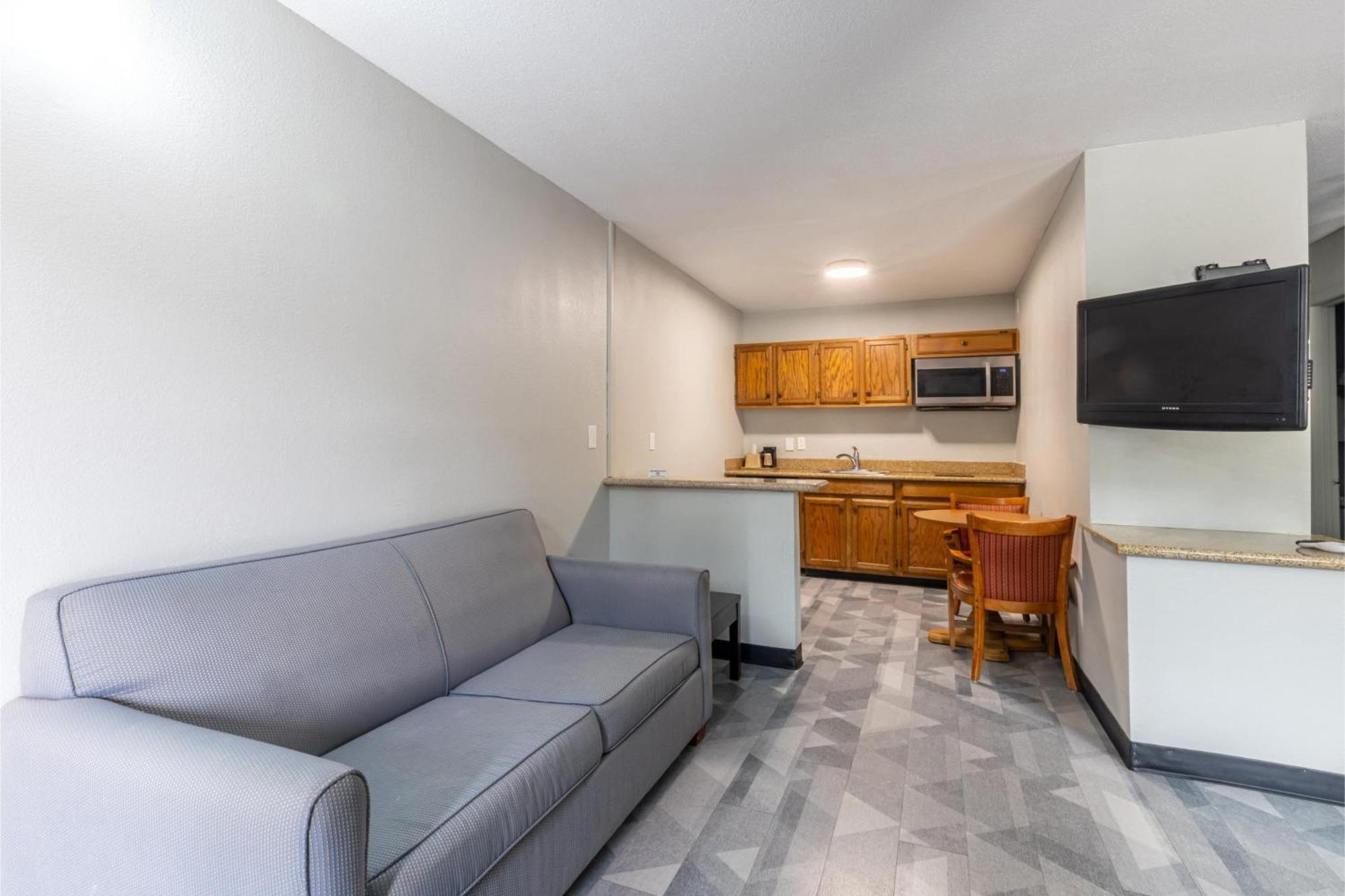 Freer Executive Inn And Studios Экстерьер фото